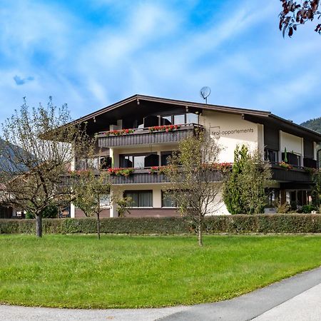 Tirol Appartements Schwaiger Niederndorf  Экстерьер фото