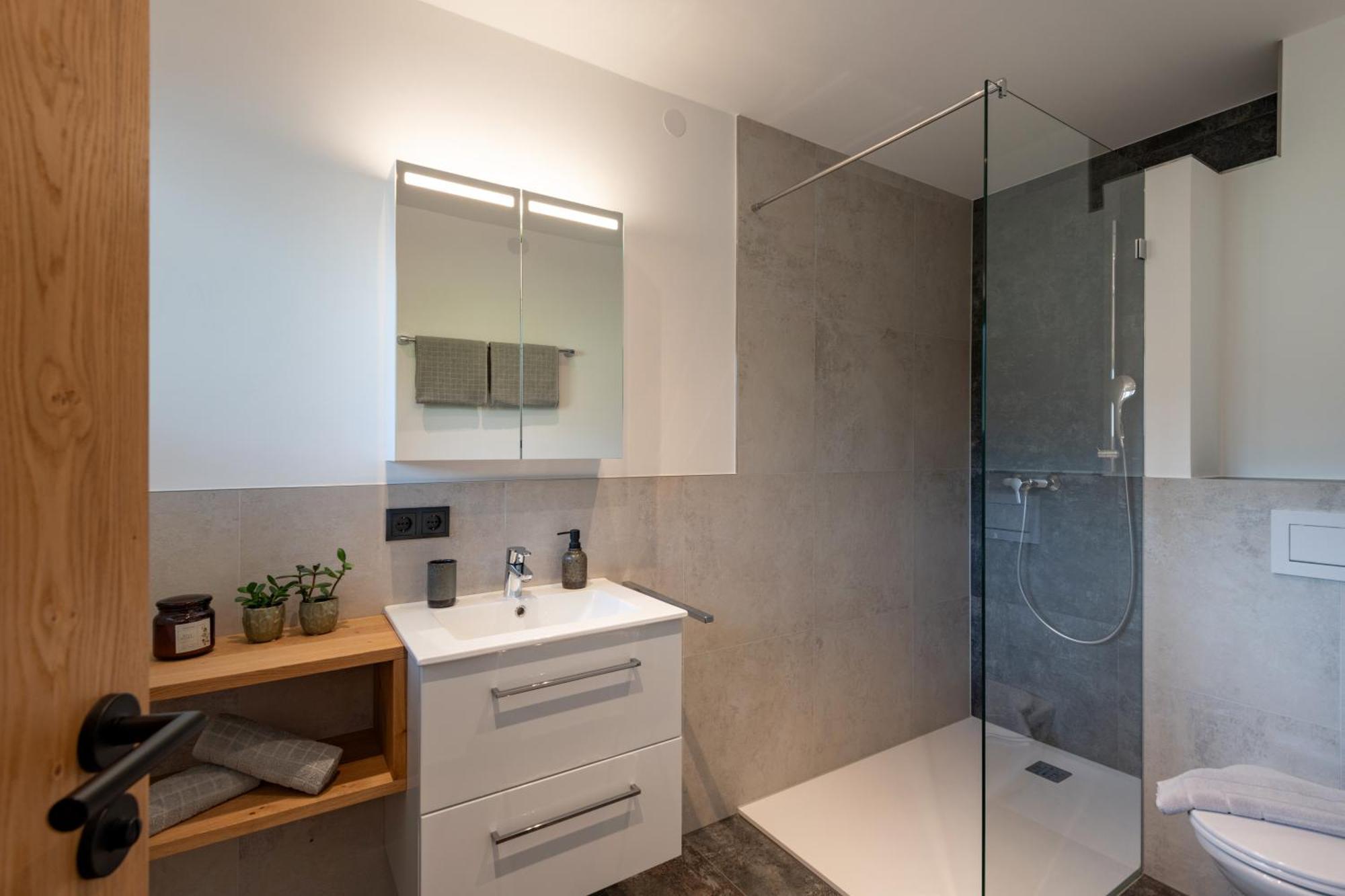 Tirol Appartements Schwaiger Niederndorf  Экстерьер фото